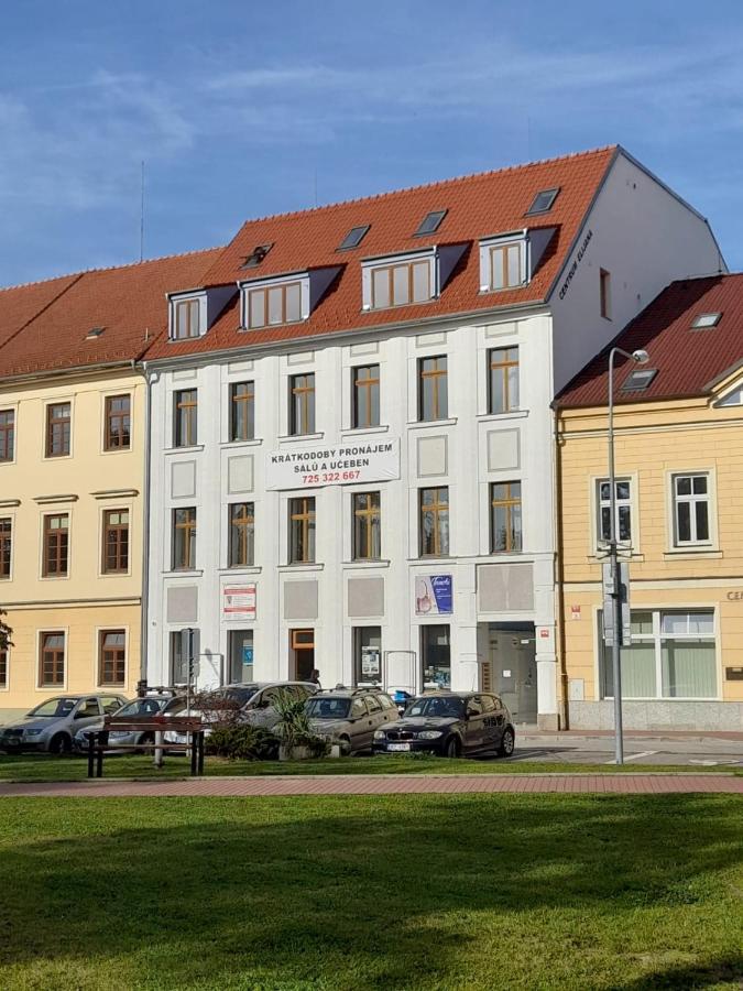 Апартаменти Riegrova Чеське Будєйовіце Екстер'єр фото